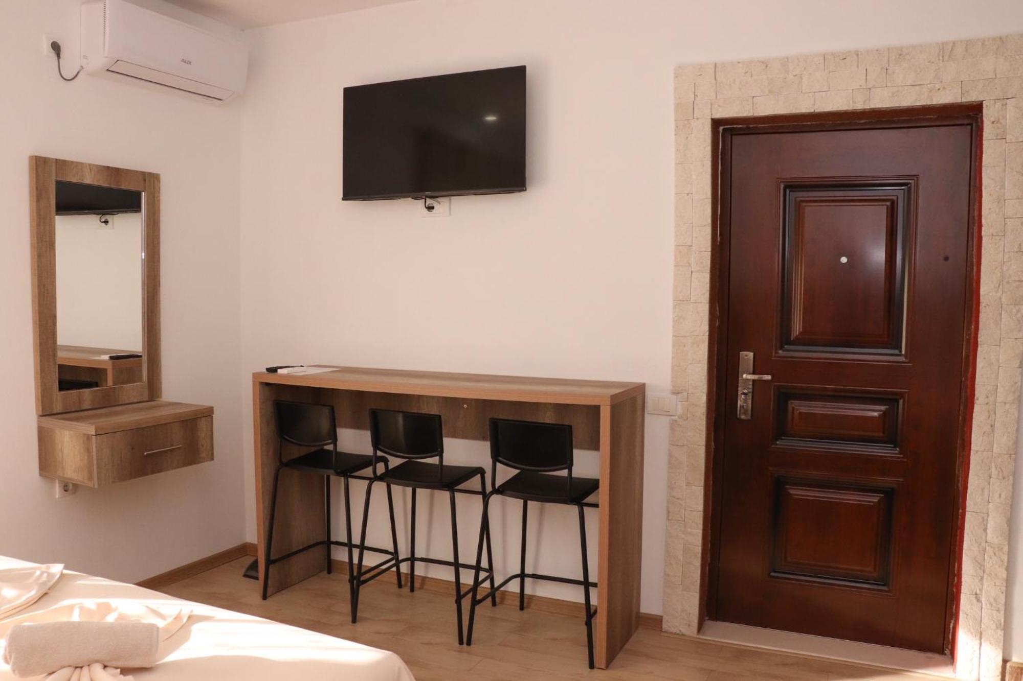 Gjinaj Apartments Ulcinj Ngoại thất bức ảnh