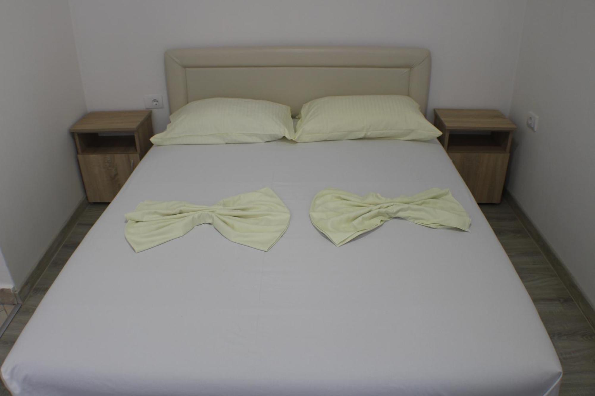 Gjinaj Apartments Ulcinj Phòng bức ảnh